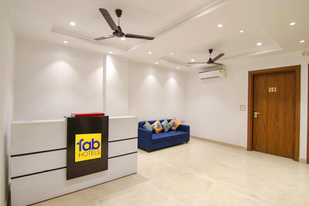 Fabhotel La Serene Bnb- Ashok Vihar New Delhi Exteriör bild