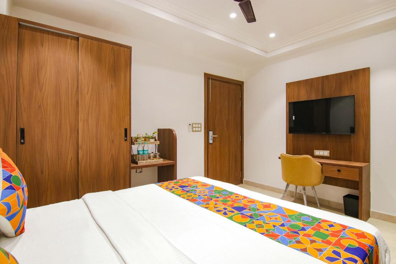 Fabhotel La Serene Bnb- Ashok Vihar New Delhi Exteriör bild