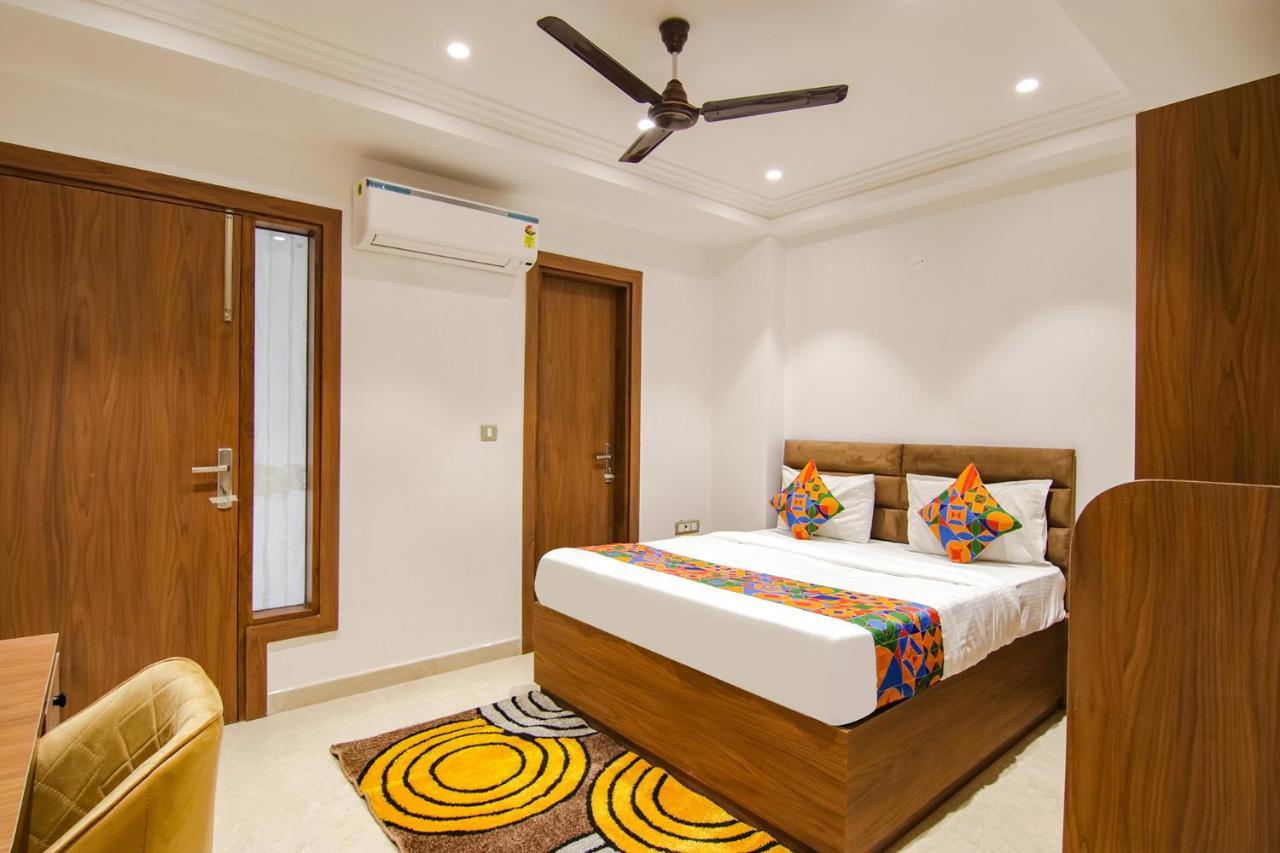 Fabhotel La Serene Bnb- Ashok Vihar New Delhi Exteriör bild